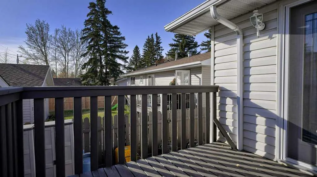 232 Penbrooke Way SE