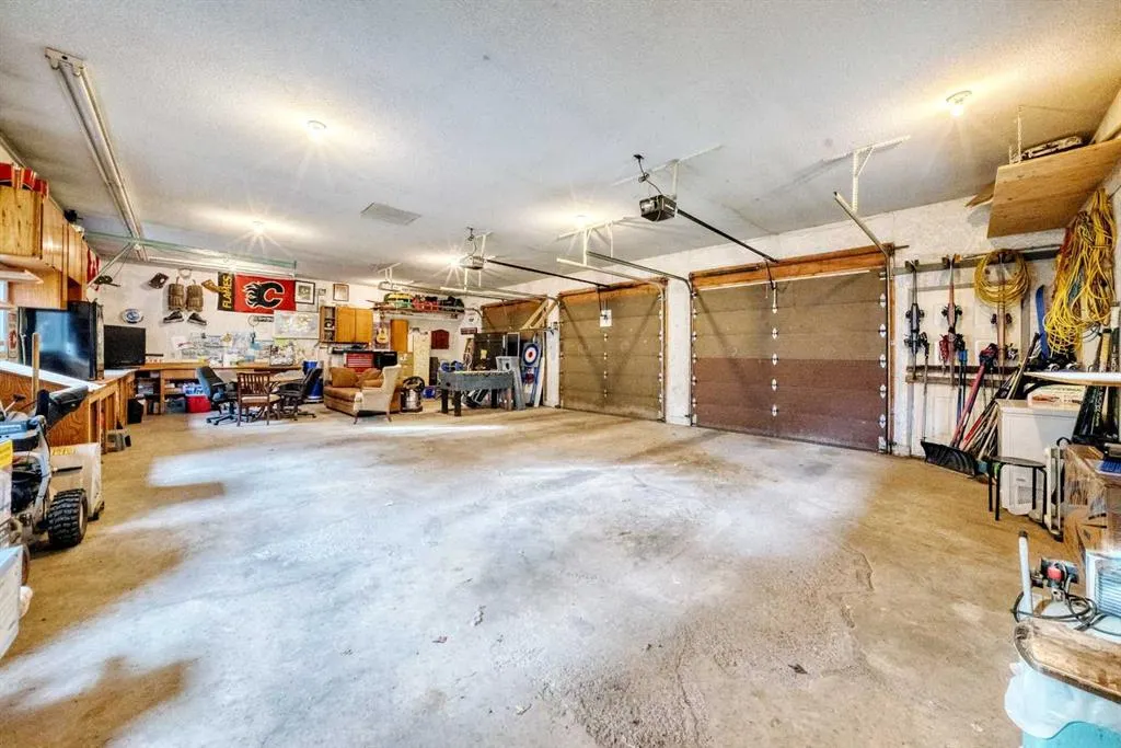 17 College Park Place