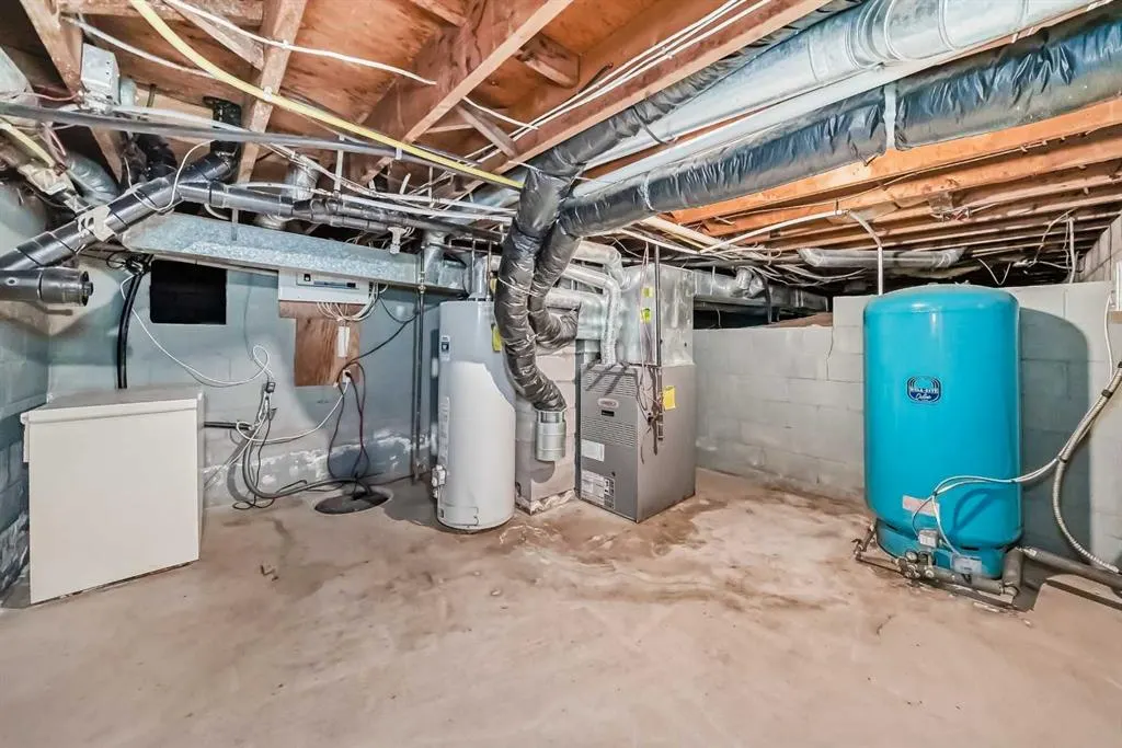 17 College Park Place