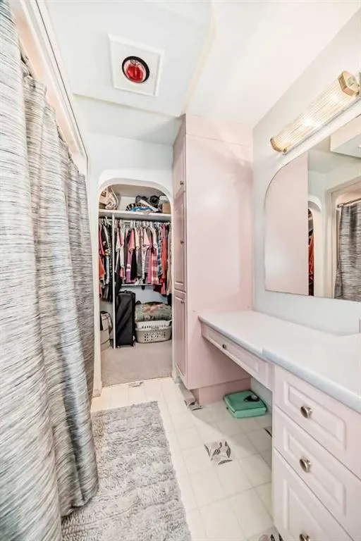 17 College Park Place