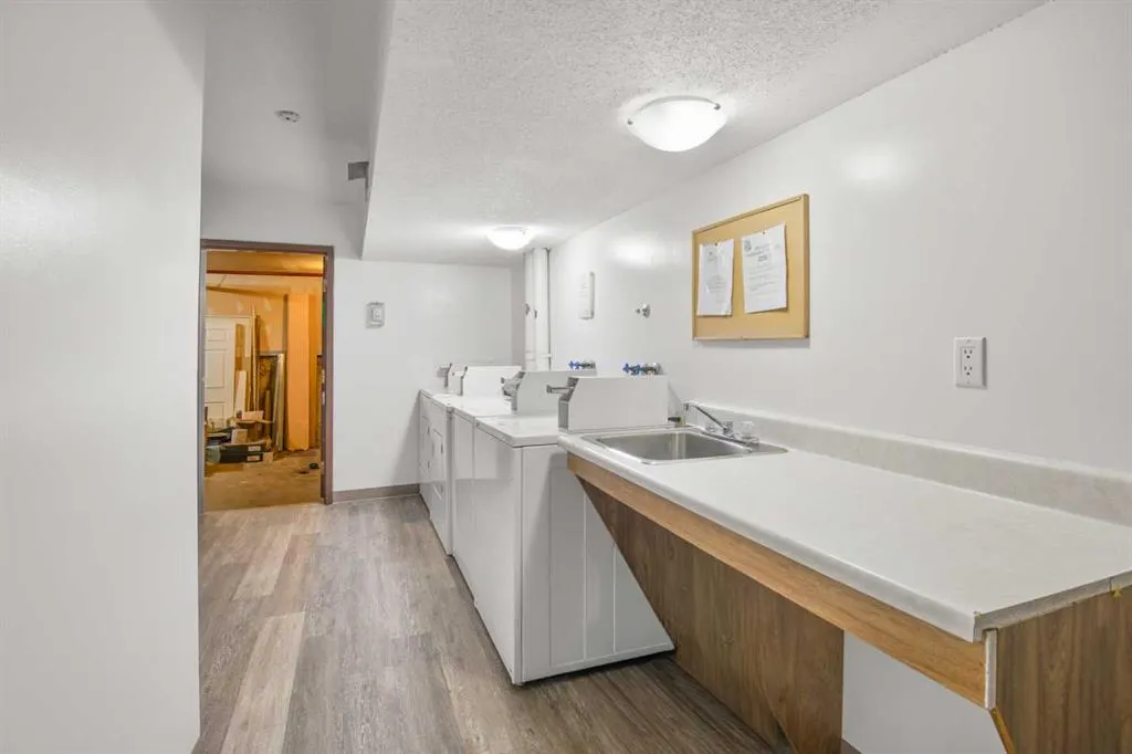 5904 51 Avenue, #101-304