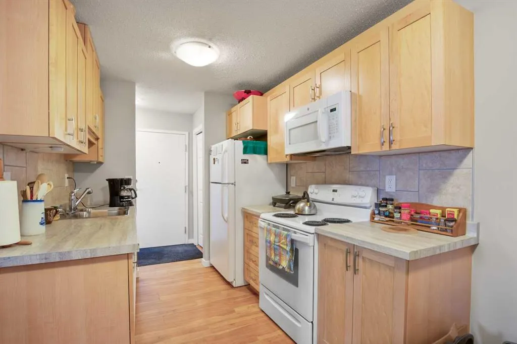 5904 51 Avenue, #101-304