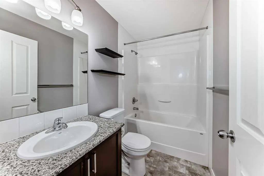 69 Skyview Point Green NE