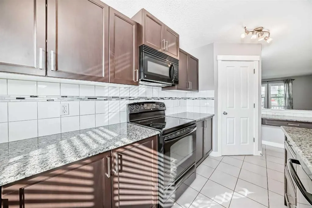 69 Skyview Point Green NE