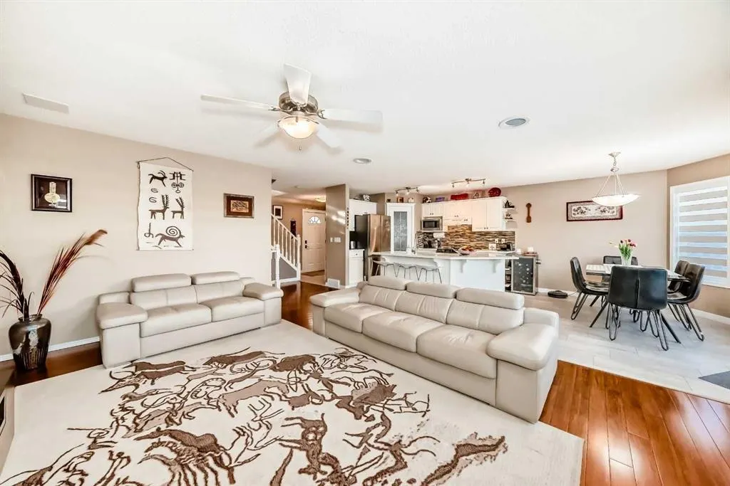 54 New Brighton Manor SE