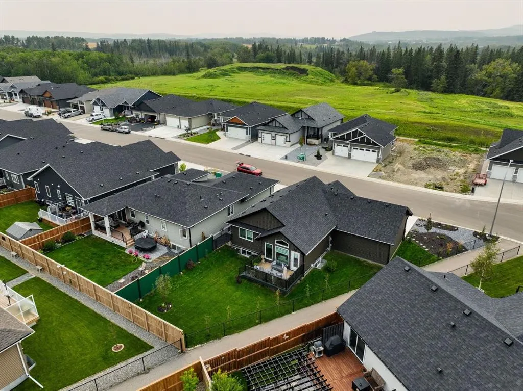 185 Riverwood Crescent