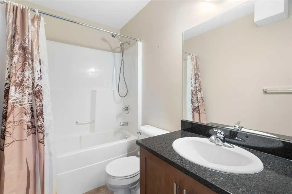 2781 Chinook Winds Drive SW, #3304