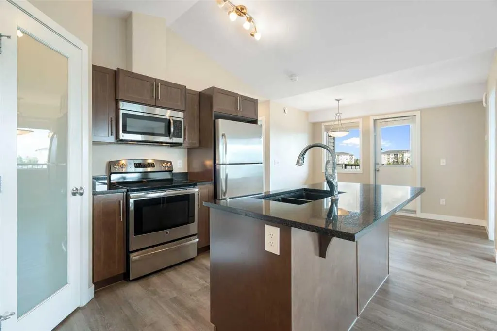 2781 Chinook Winds Drive SW, #3304