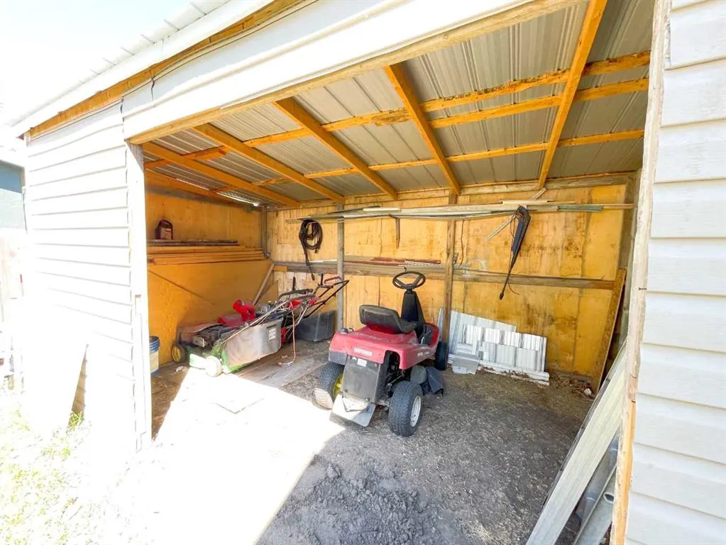 331 Armstrong Street