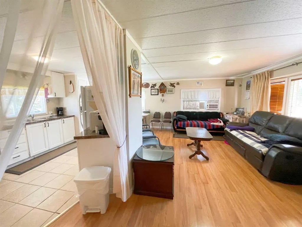 331 Armstrong Street