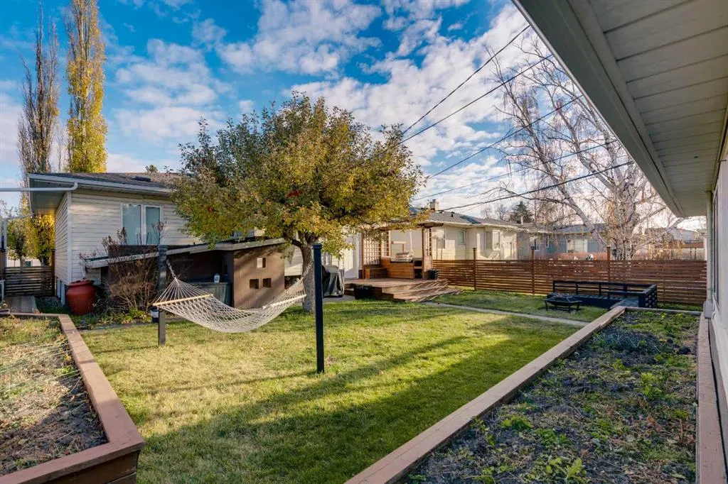 1113 Child Avenue NE