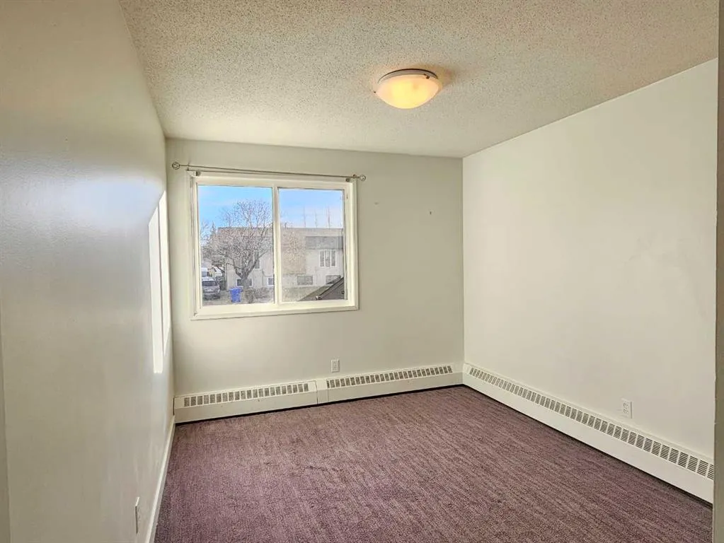 6108 53 Street, #115