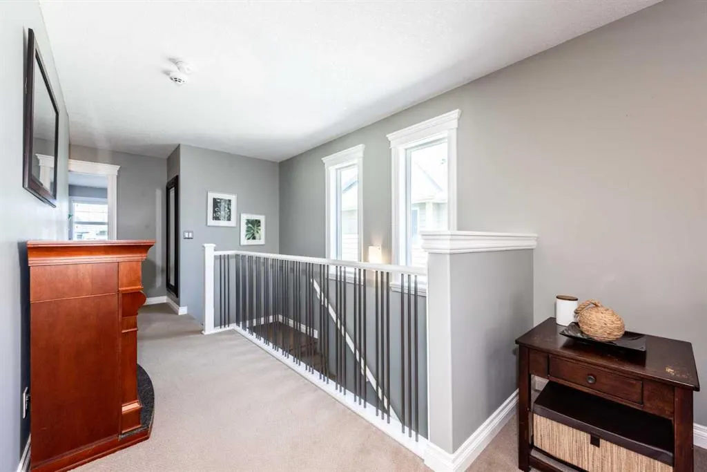 67 Auburn Sound Manor SE