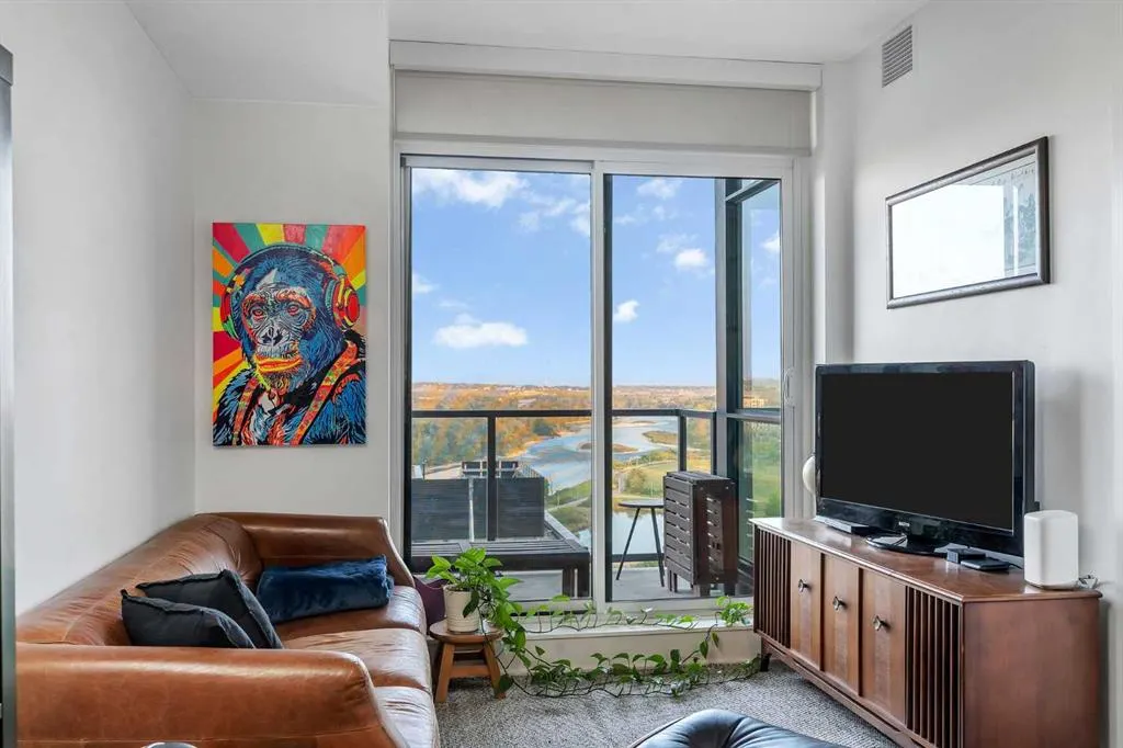 550 Riverfront Avenue SE, #1503