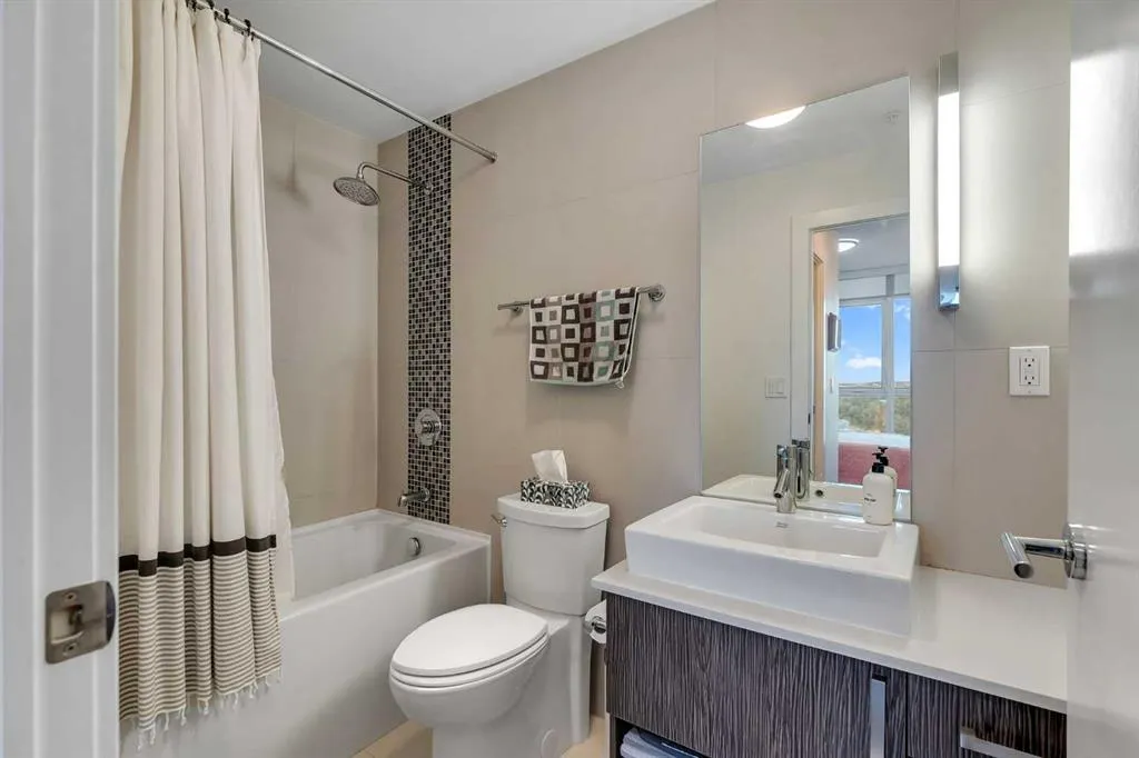 550 Riverfront Avenue SE, #1503