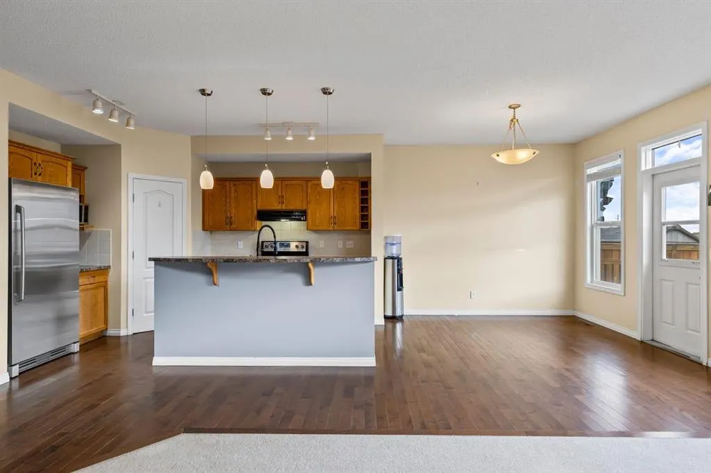 1043 Copperfield Boulevard SE