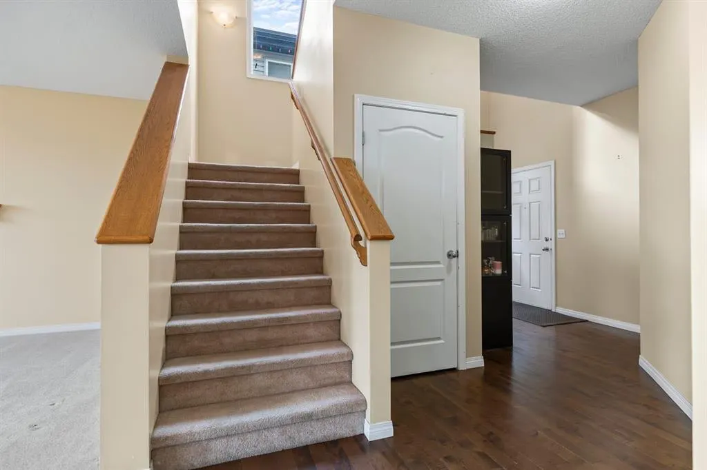 1043 Copperfield Boulevard SE