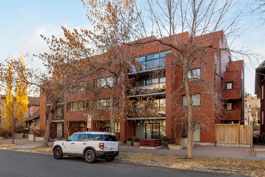 929 18 Avenue SW, #301