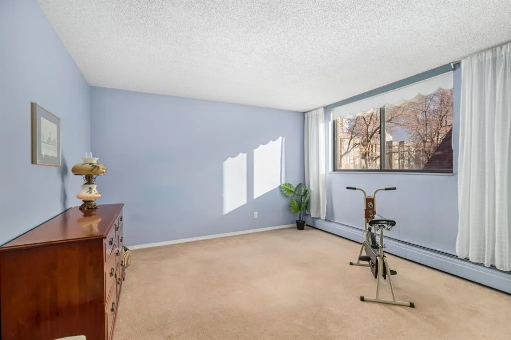 929 18 Avenue SW, #301