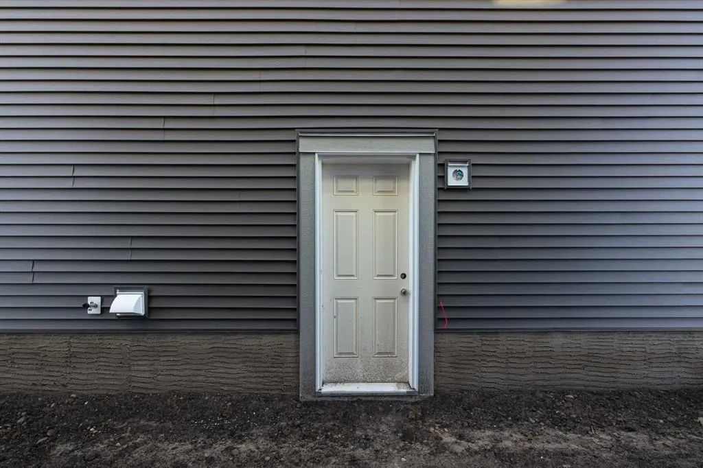 11 Creekstone Walk SW