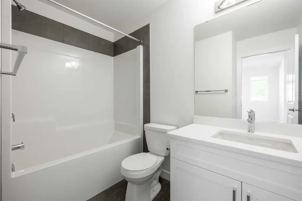 11 Creekstone Walk SW