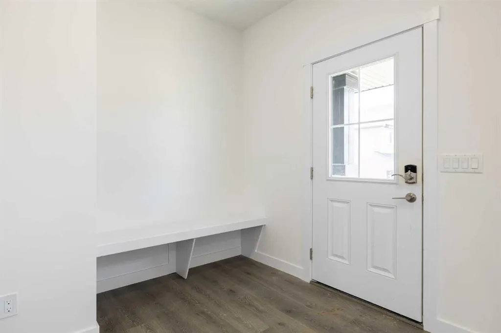 11 Creekstone Walk SW