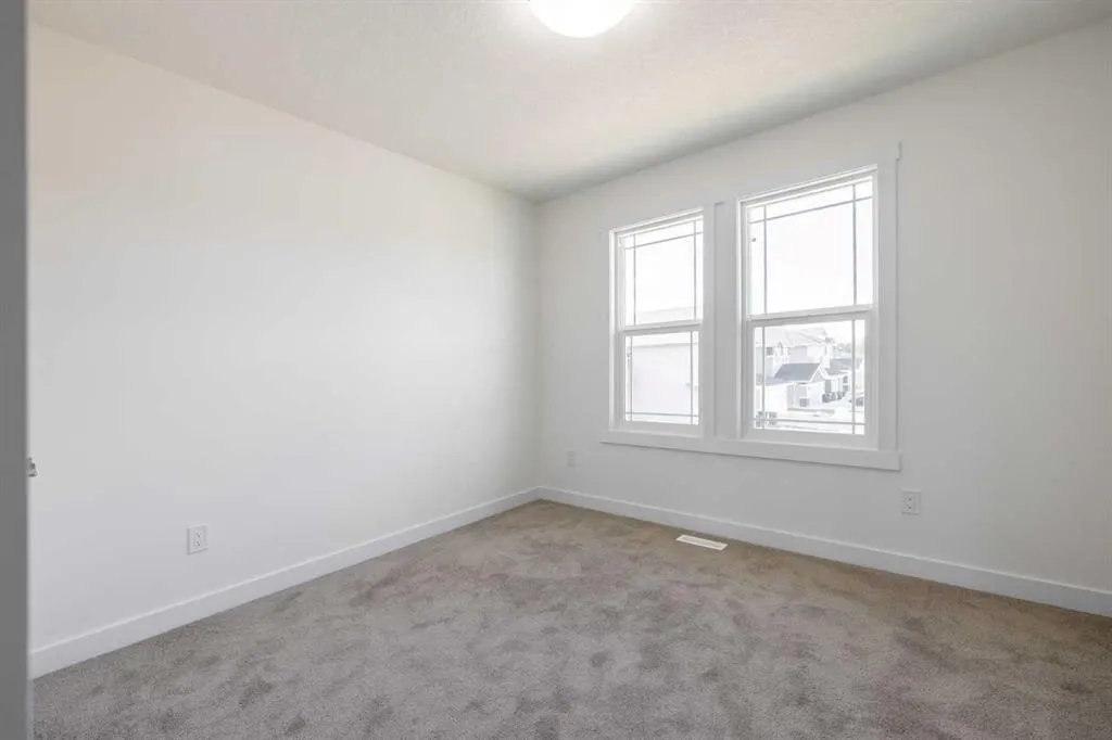 11 Creekstone Walk SW