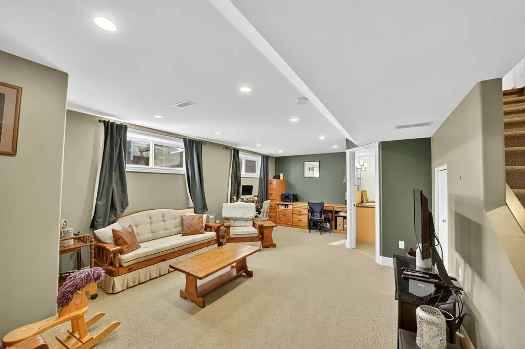 800 Carriage Lane Place, #816