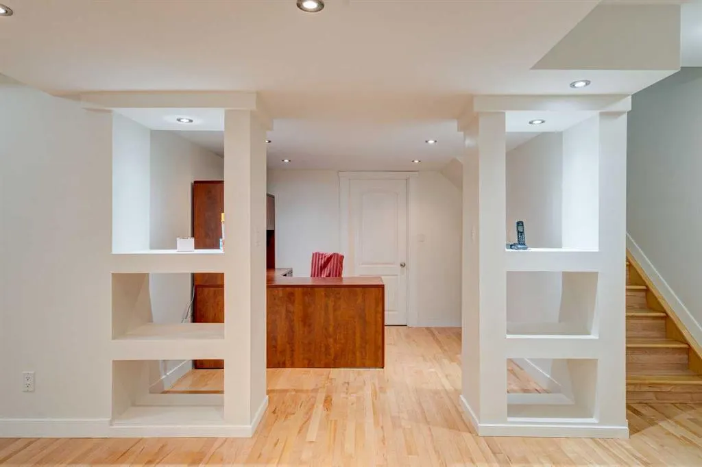 108 Tuscany Estates Close NW