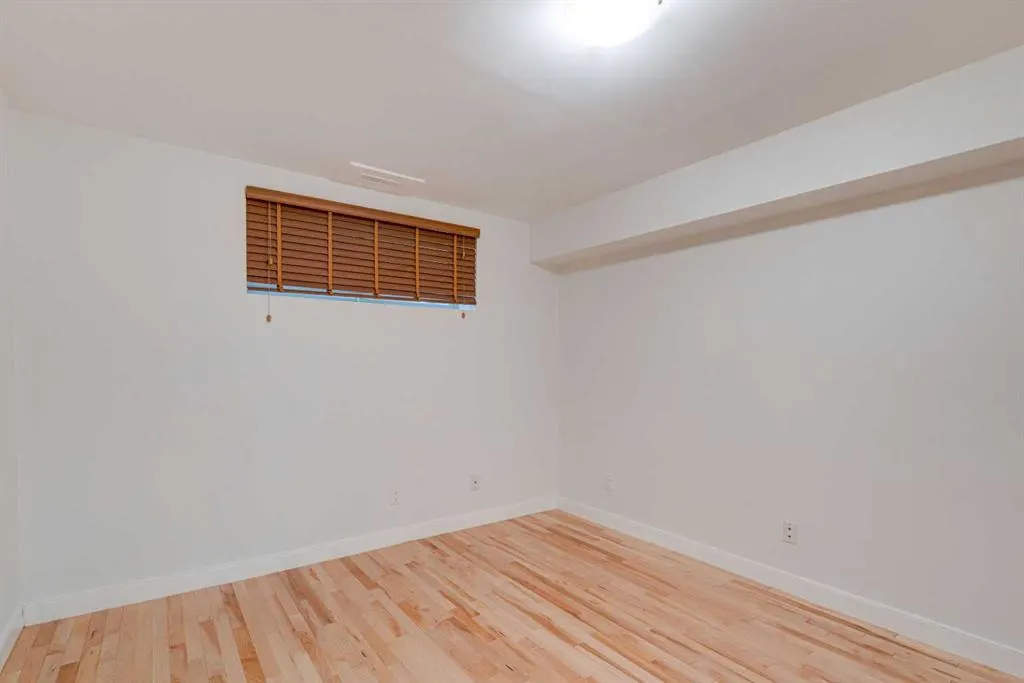 108 Tuscany Estates Close NW