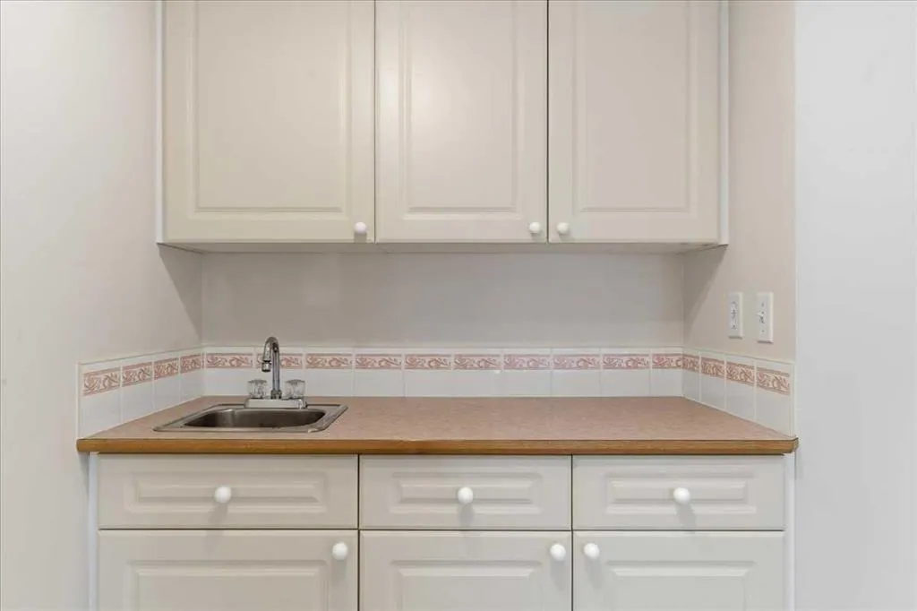 69 Scimitar Point NW