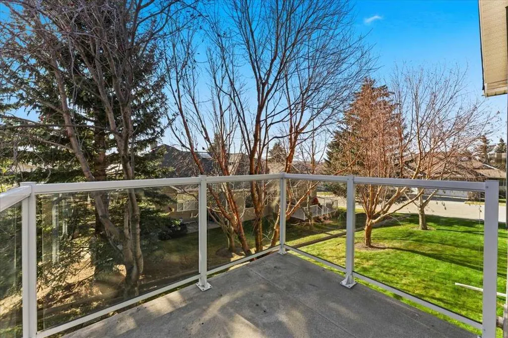 69 Scimitar Point NW