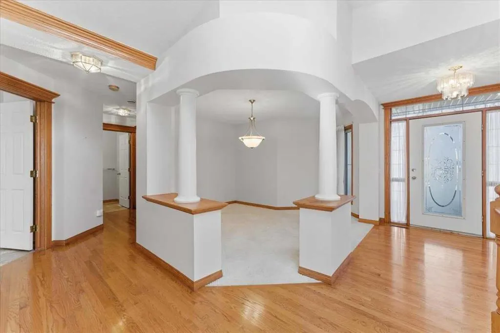 69 Scimitar Point NW