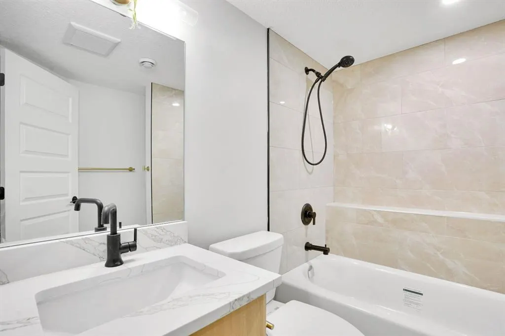 348 Harvest Rose Circle NE