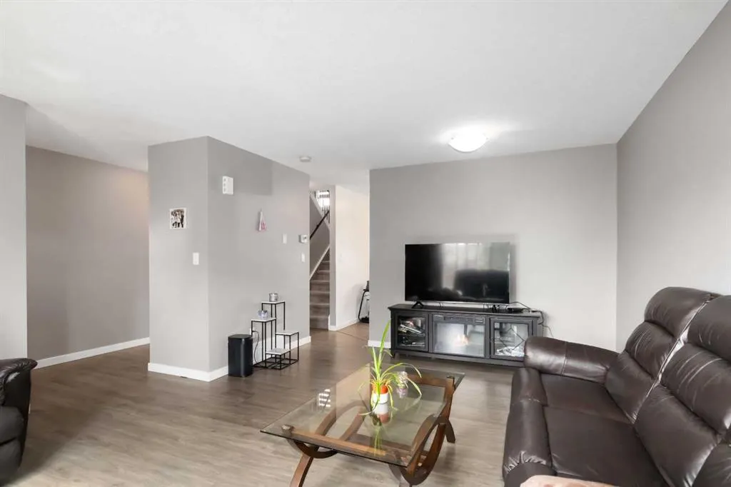 711 Beacon Hill Drive, #61