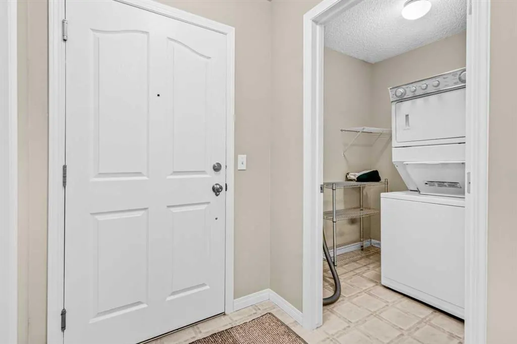 369 Rocky Vista Park NW, #109