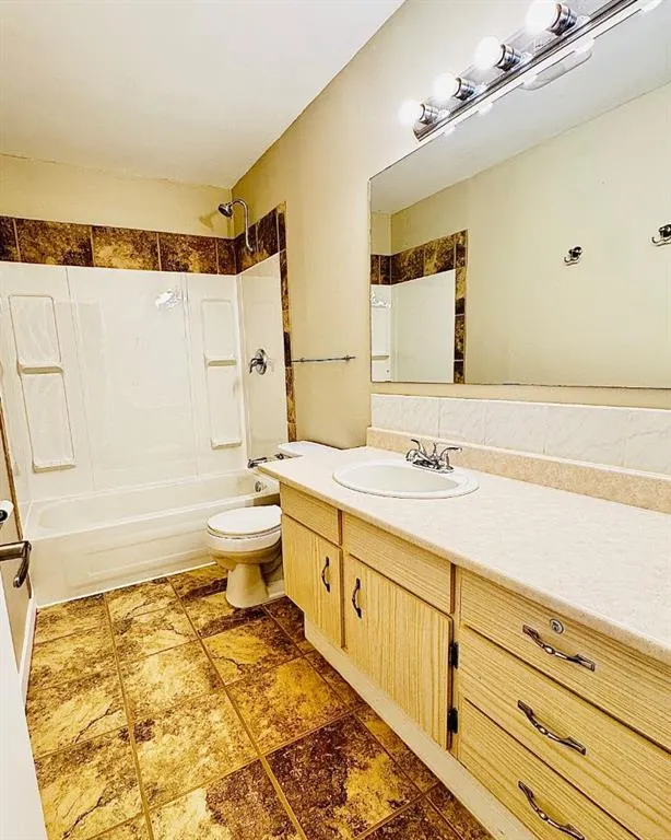 468 Cantrell Drive SW