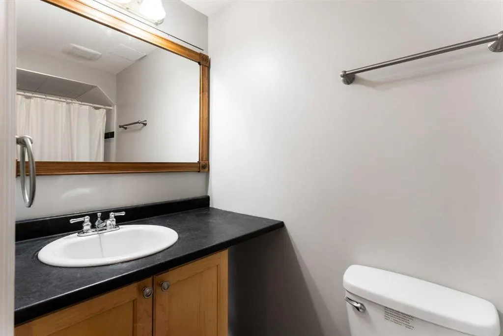 136 Parkside Crescent SE