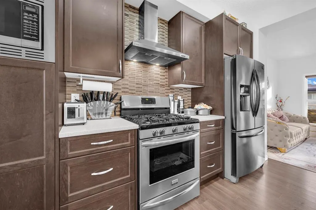 533 Savanna Boulevard NE