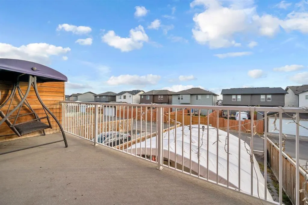 533 Savanna Boulevard NE