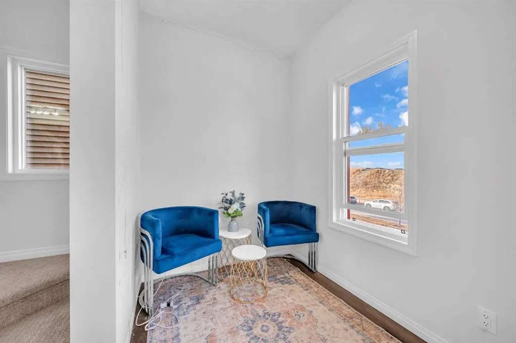 533 Savanna Boulevard NE