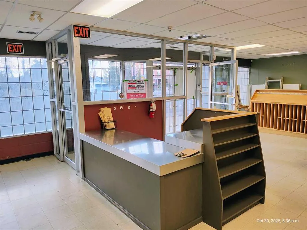 5043 50A Street, #A7