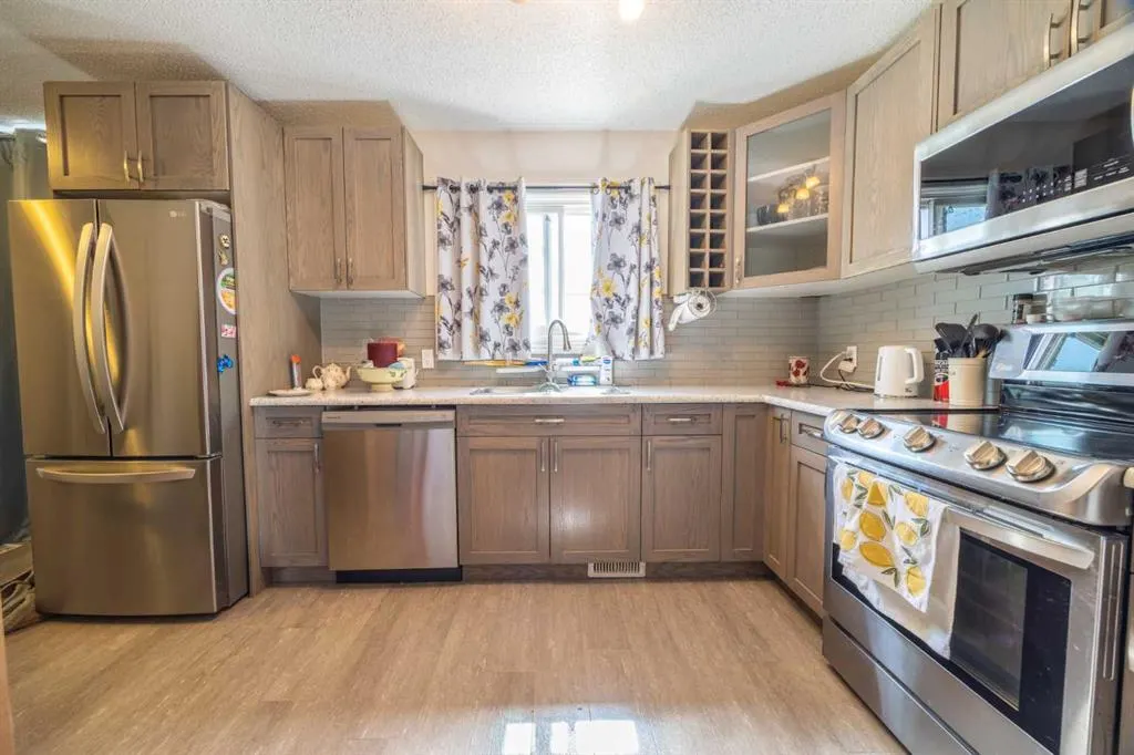 105 Deer Ridge Lane SE