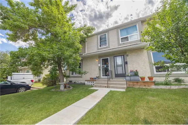 105 Deer Ridge Lane SE