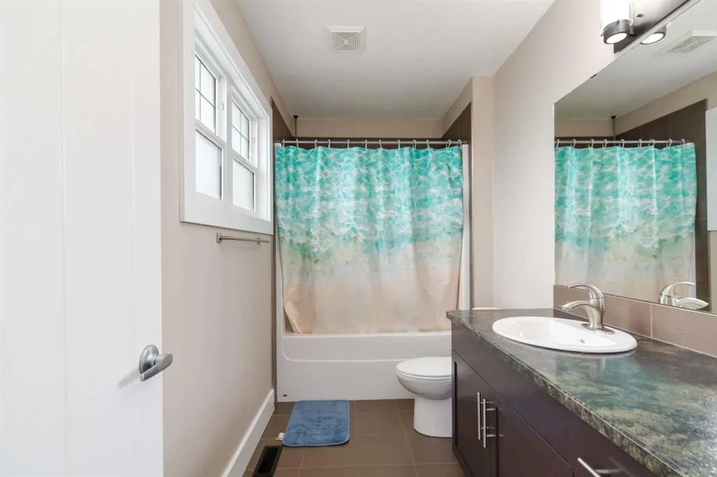 110 Merganser Crescent