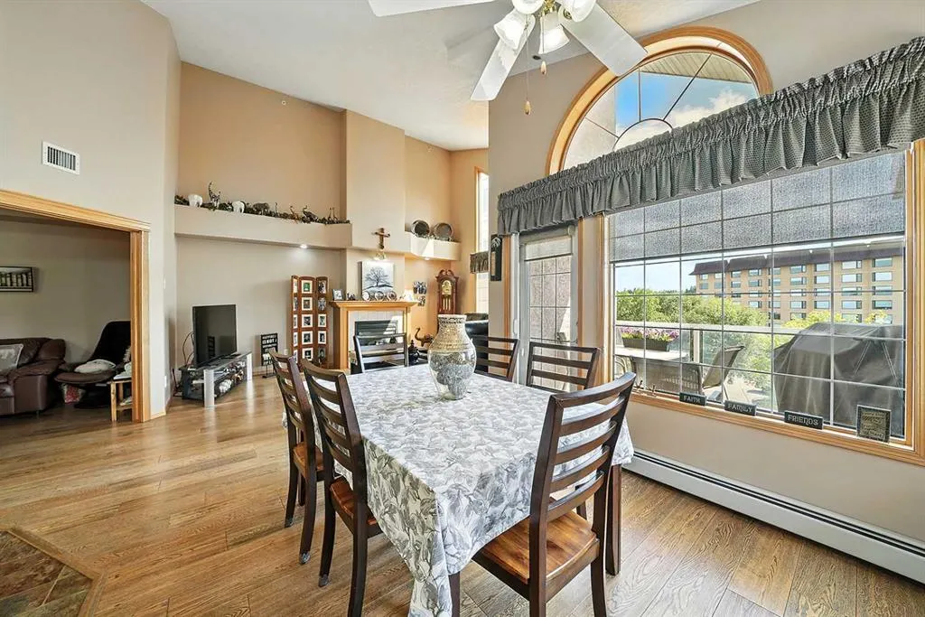 4805 45 Street, #404