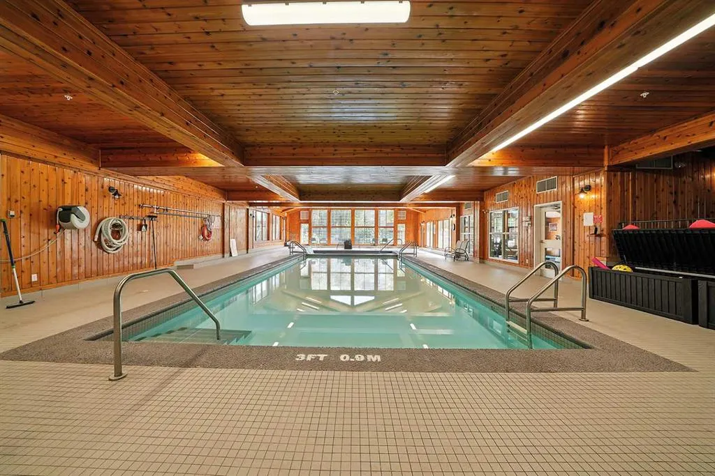 4805 45 Street, #404