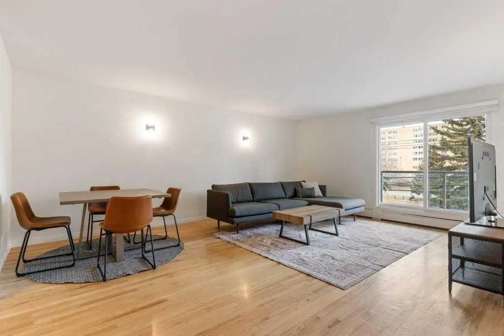 210 25 Avenue SW, #10