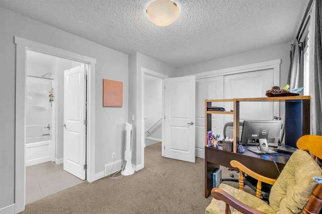 1225 Kings Heights SE, #504