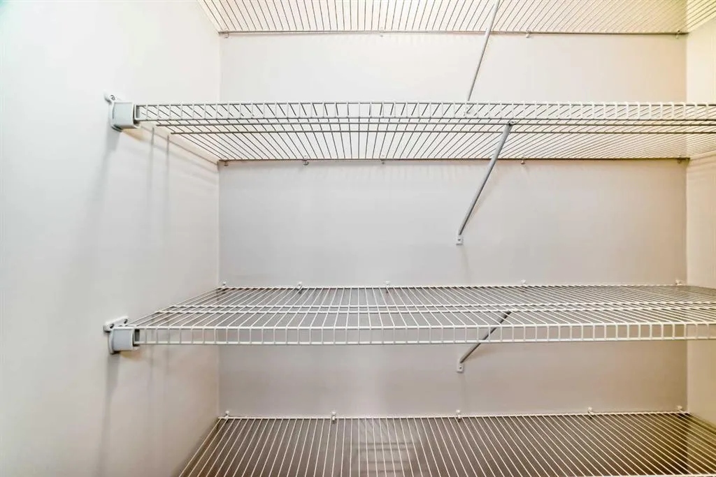 40 Martha's Meadow Place NE